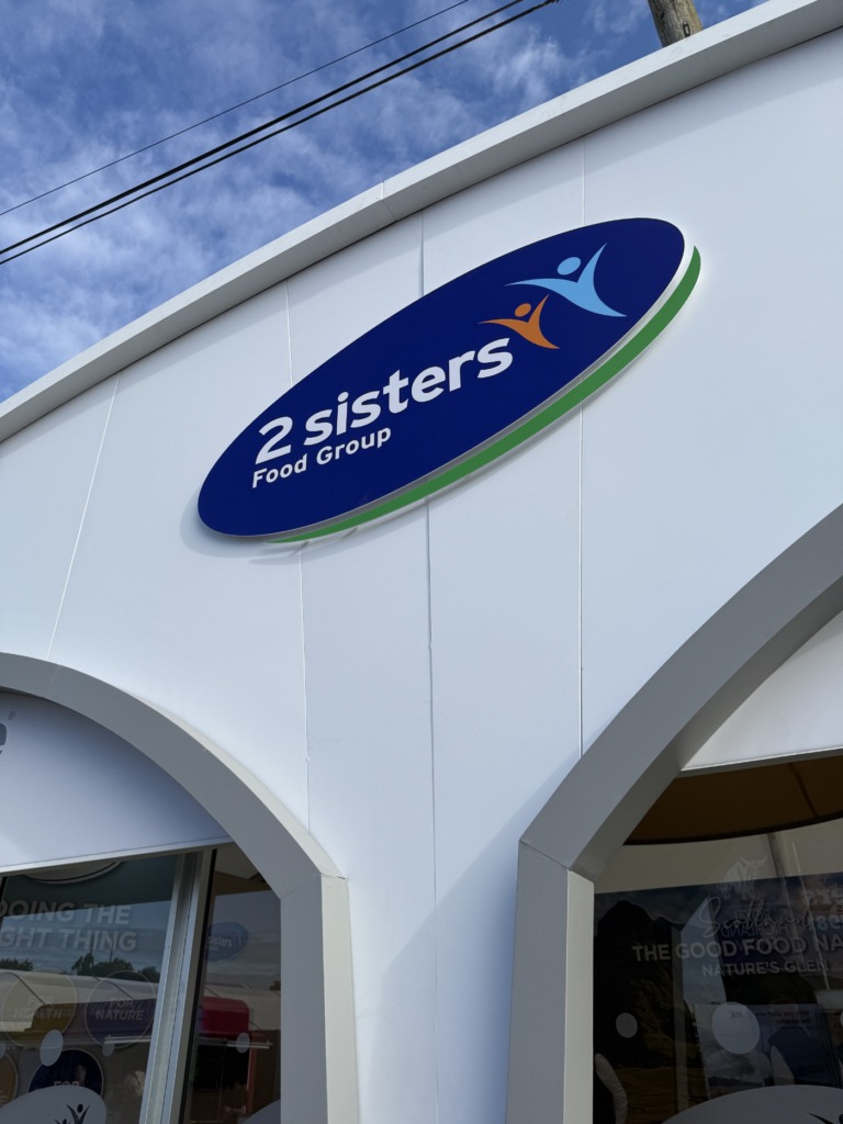 2 Sisters exhibition stand