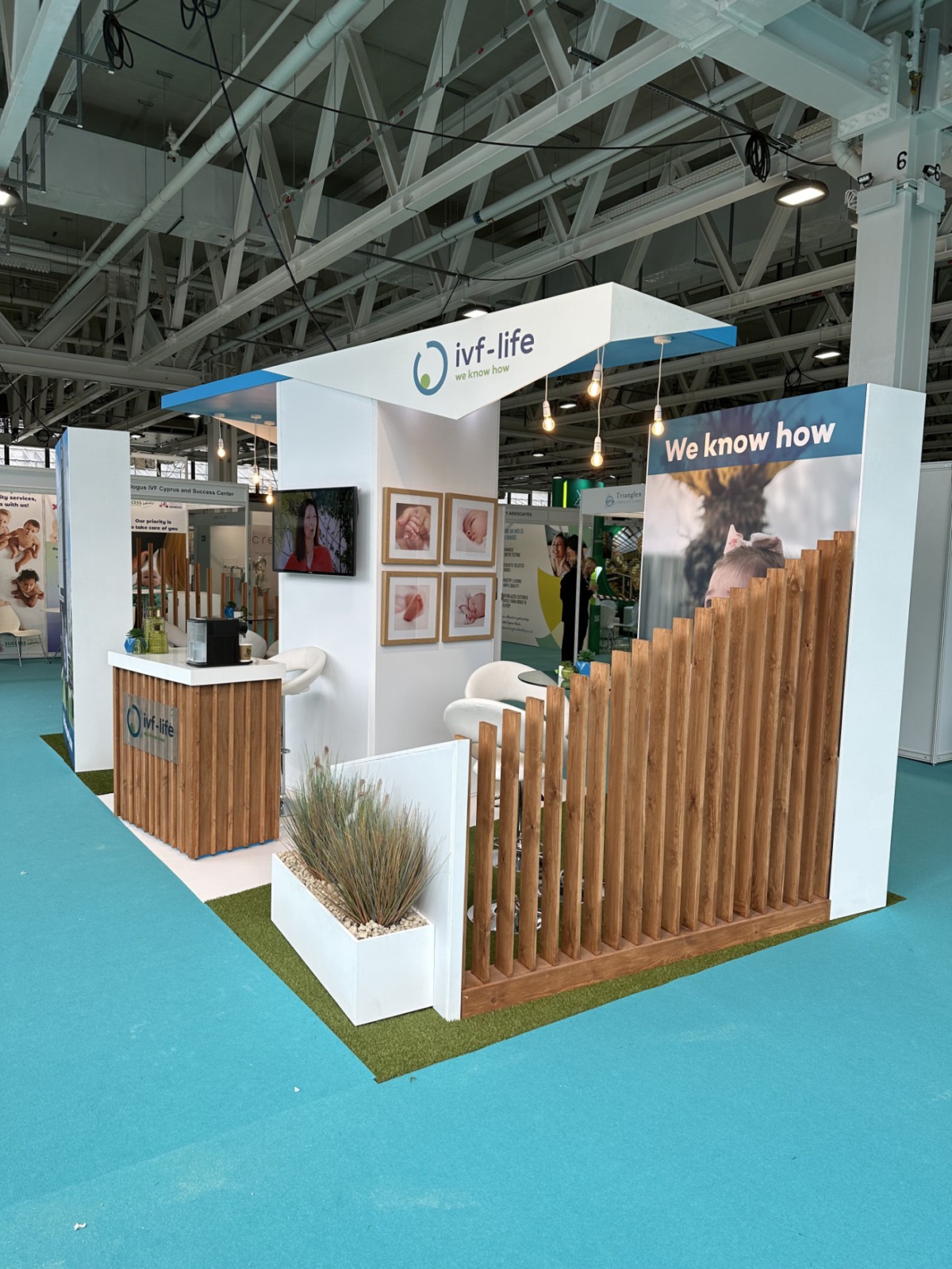IVF Life exhibition stand design and build
